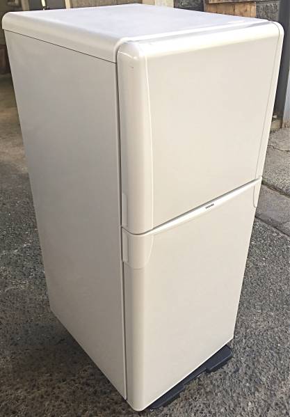 家電の買取実績(TOSHIBA 東芝 2ドア冷凍冷蔵庫 120L GR-N12T 2007年製 